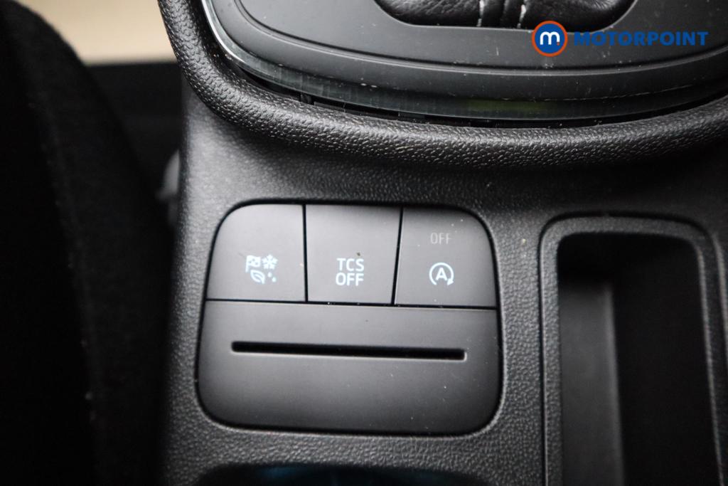 Ford Fiesta Active X Automatic Petrol Hatchback - Stock Number (1536397) - 16th supplementary image