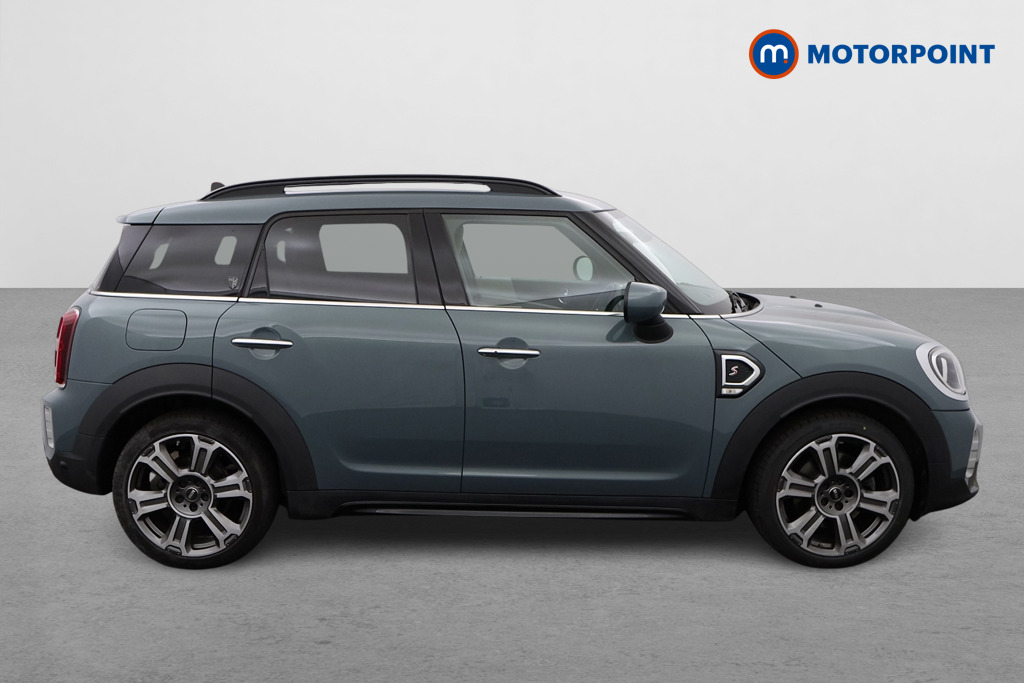 Mini Countryman Cooper S Exclusive Automatic Petrol SUV - Stock Number (1536946) - Drivers side