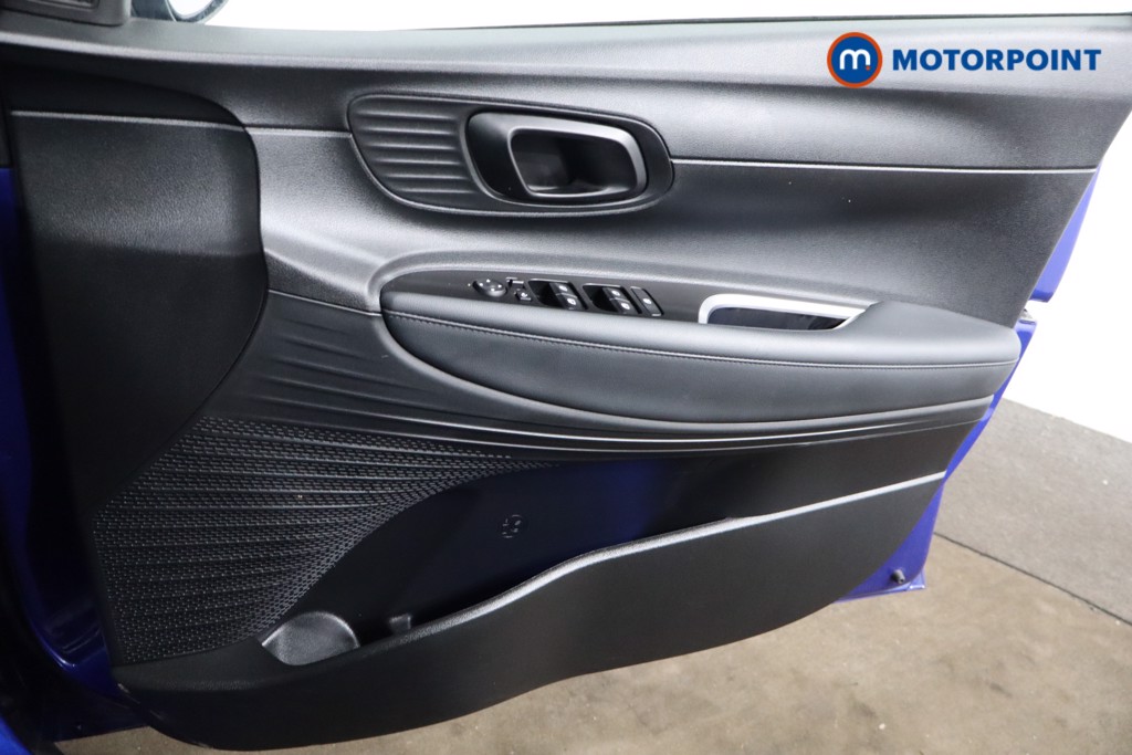 Hyundai Bayon Se Connect Manual Petrol-Electric Hybrid SUV - Stock Number (1537090) - 21st supplementary image