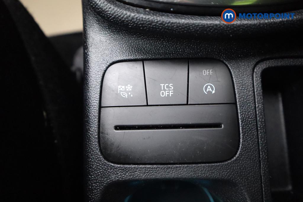 Ford Fiesta Titanium X Manual Petrol-Electric Hybrid Hatchback - Stock Number (1537098) - 14th supplementary image