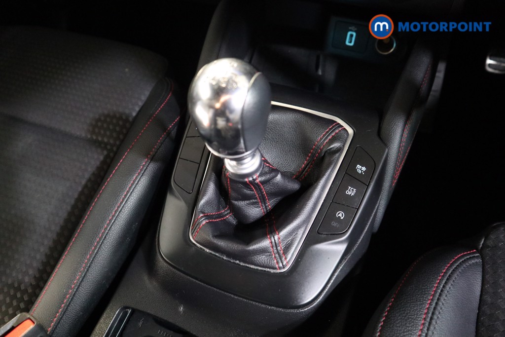 Ford Focus St-Line X Edition Manual Petrol-Electric Hybrid Hatchback - Stock Number (1538093) - 9th supplementary image