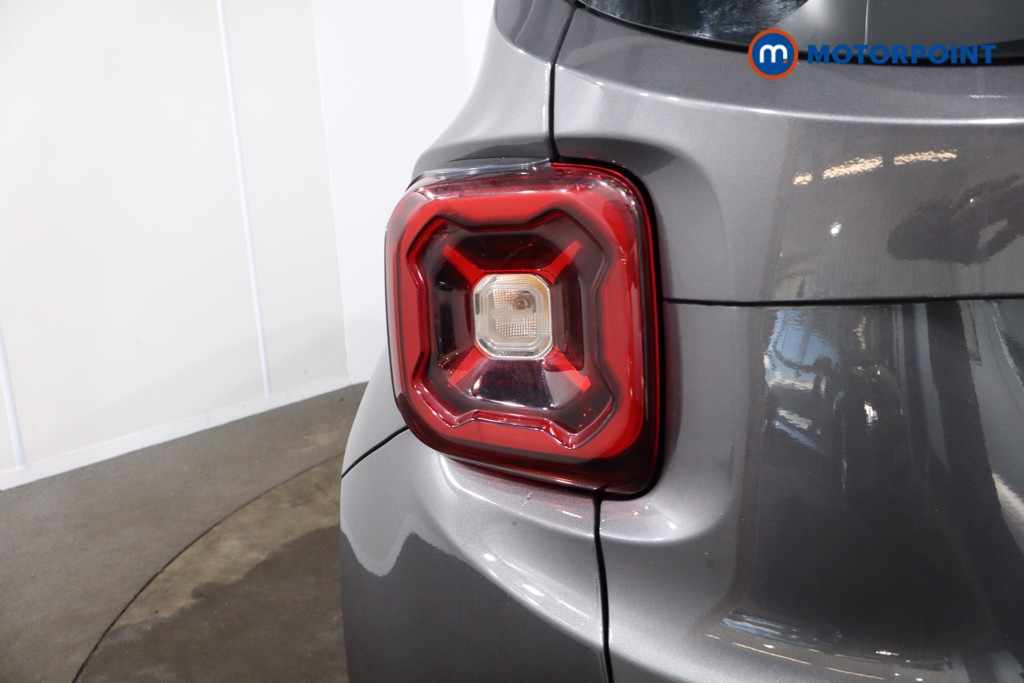 Jeep Renegade Limited Automatic Petrol SUV - Stock Number (1538987) - 24th supplementary image