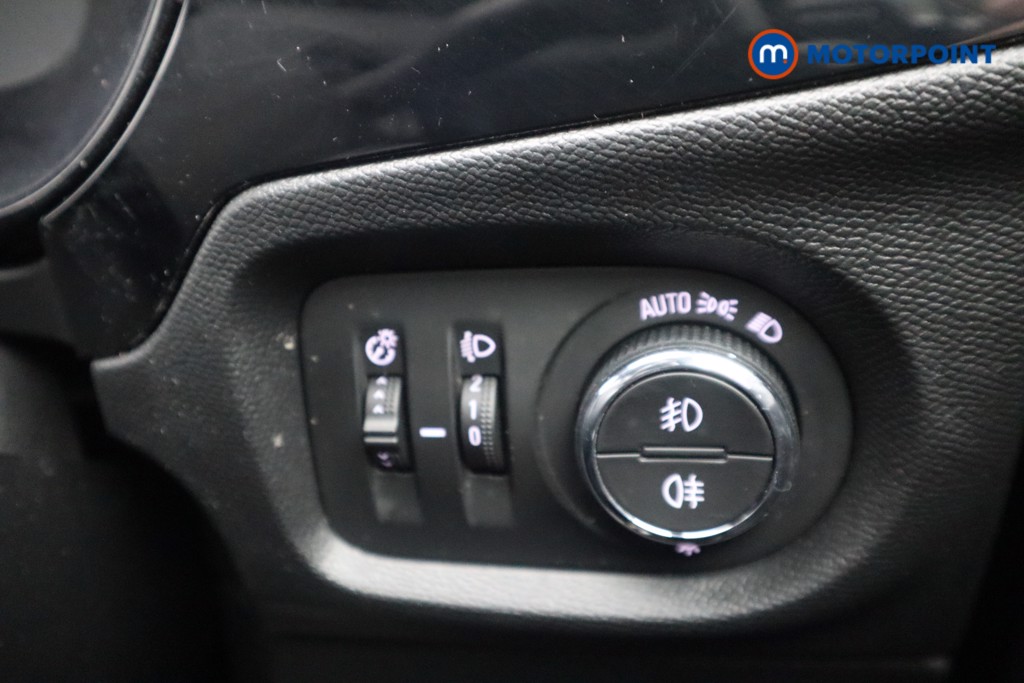 Vauxhall Corsa GS Manual Petrol Hatchback - Stock Number (1539304) - 13th supplementary image