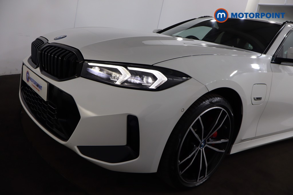 BMW 3 Series M Sport Automatic Petrol Plug-In Hybrid Estate - Stock Number (1540130) - 29th supplementary image