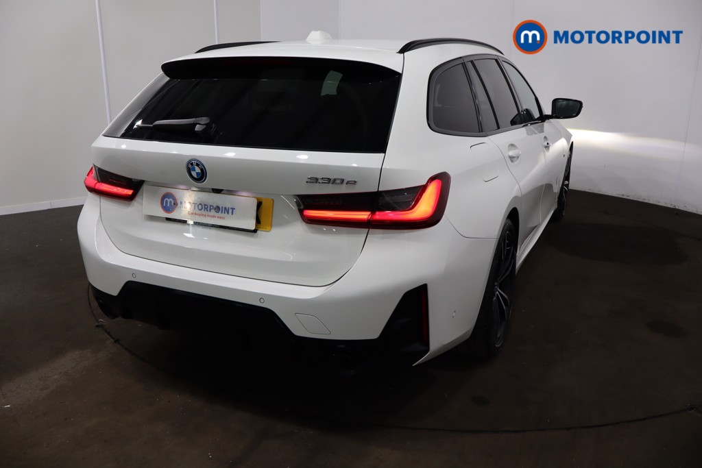 BMW 3 Series M Sport Automatic Petrol Plug-In Hybrid Estate - Stock Number (1540130) - 31st supplementary image