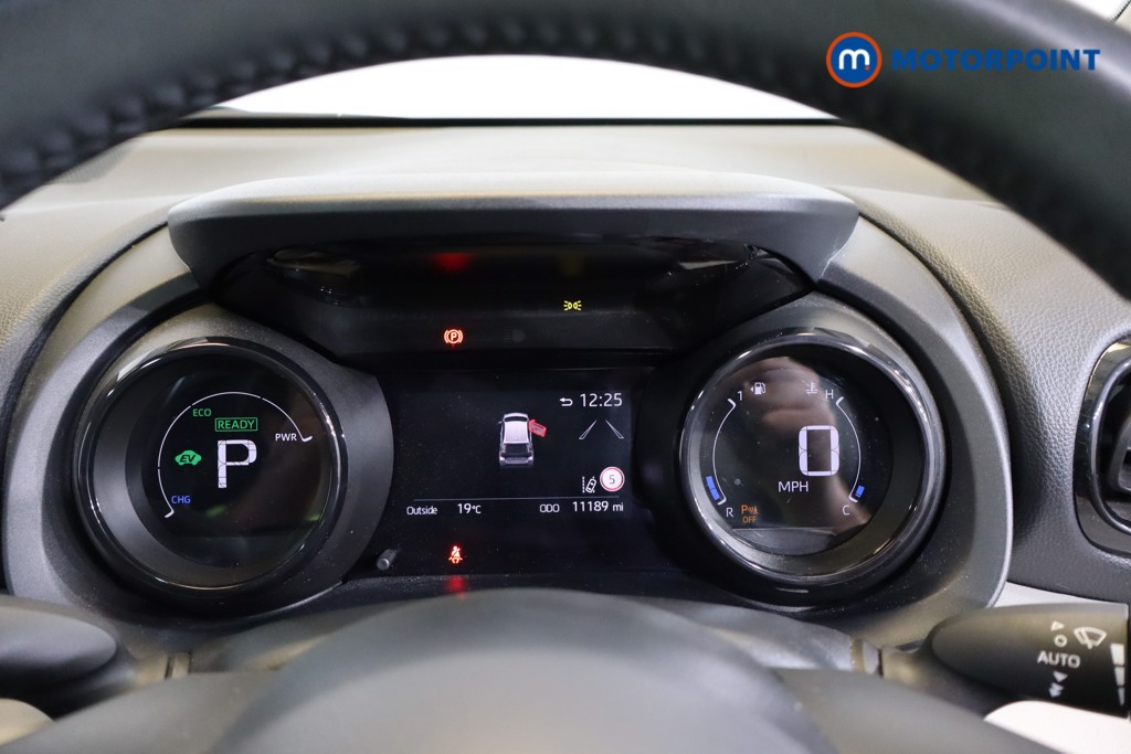 Toyota Yaris Excel Automatic Petrol-Electric Hybrid Hatchback - Stock Number (1540367) - 2nd supplementary image