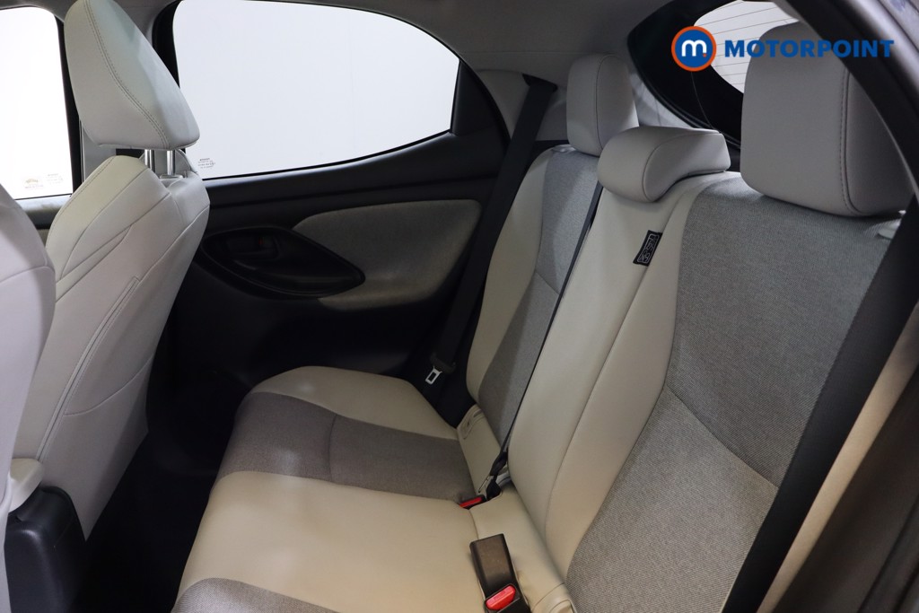 Toyota Yaris Excel Automatic Petrol-Electric Hybrid Hatchback - Stock Number (1540367) - 9th supplementary image