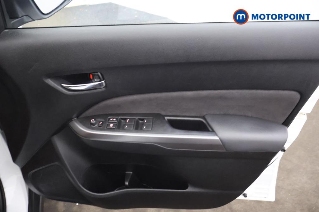 Suzuki Vitara SZ5 Manual Petrol SUV - Stock Number (1542008) - 9th supplementary image