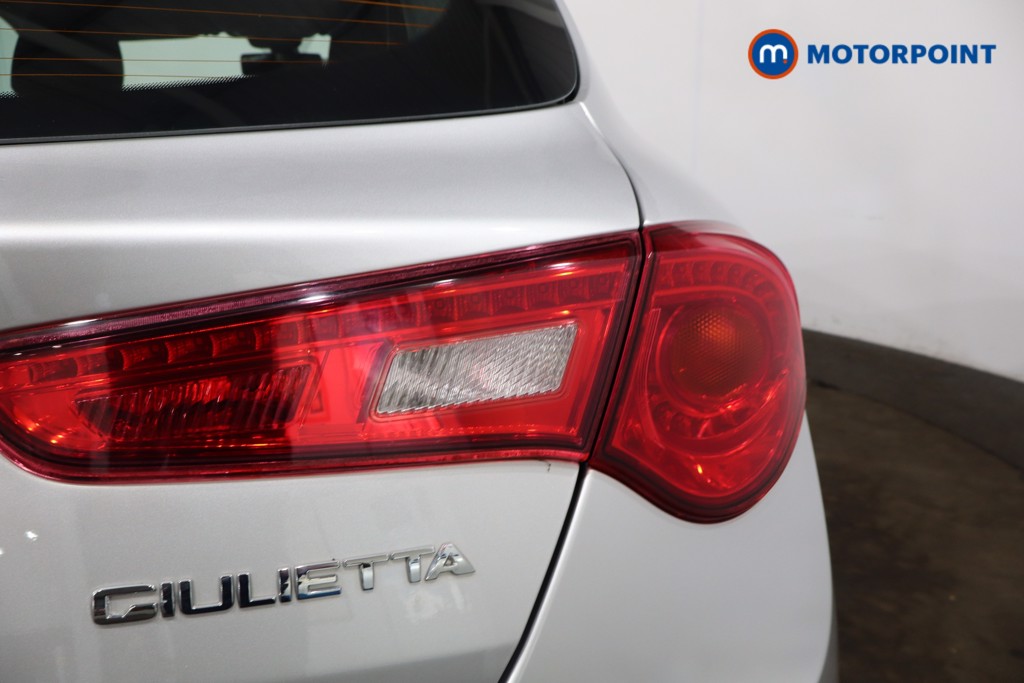 Alfa Romeo Giulietta Super Manual Petrol Hatchback - Stock Number (1542263) - 23rd supplementary image