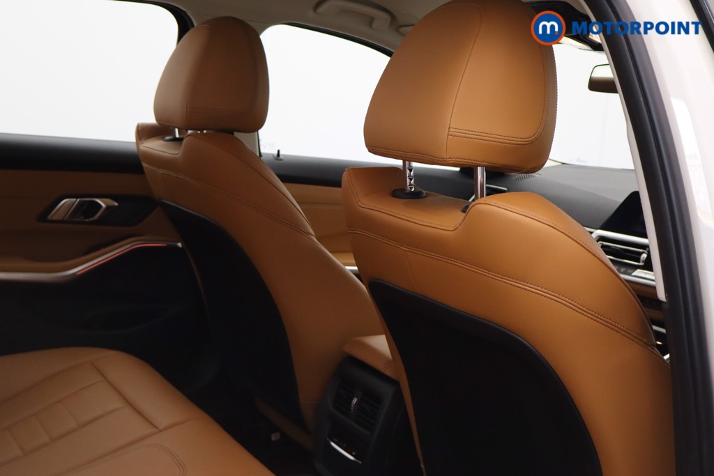 BMW 3 Series Sport Automatic Petrol Saloon - Stock Number (1542457) - 19th supplementary image