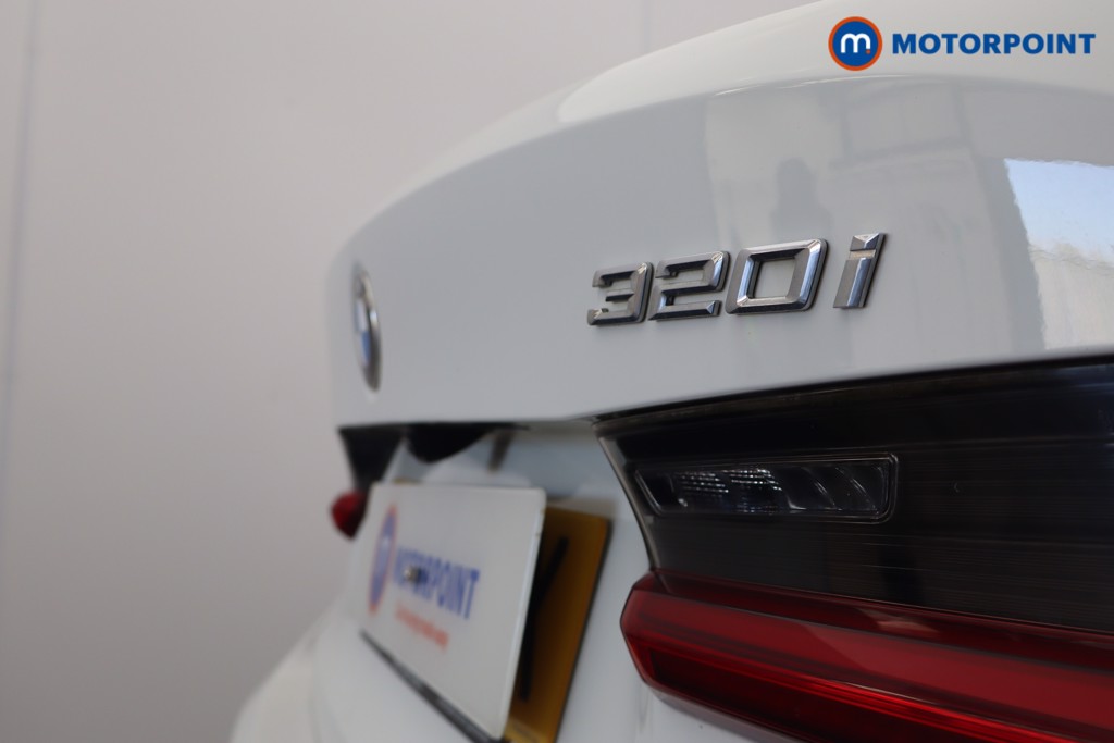 BMW 3 Series Sport Automatic Petrol Saloon - Stock Number (1542457) - 28th supplementary image