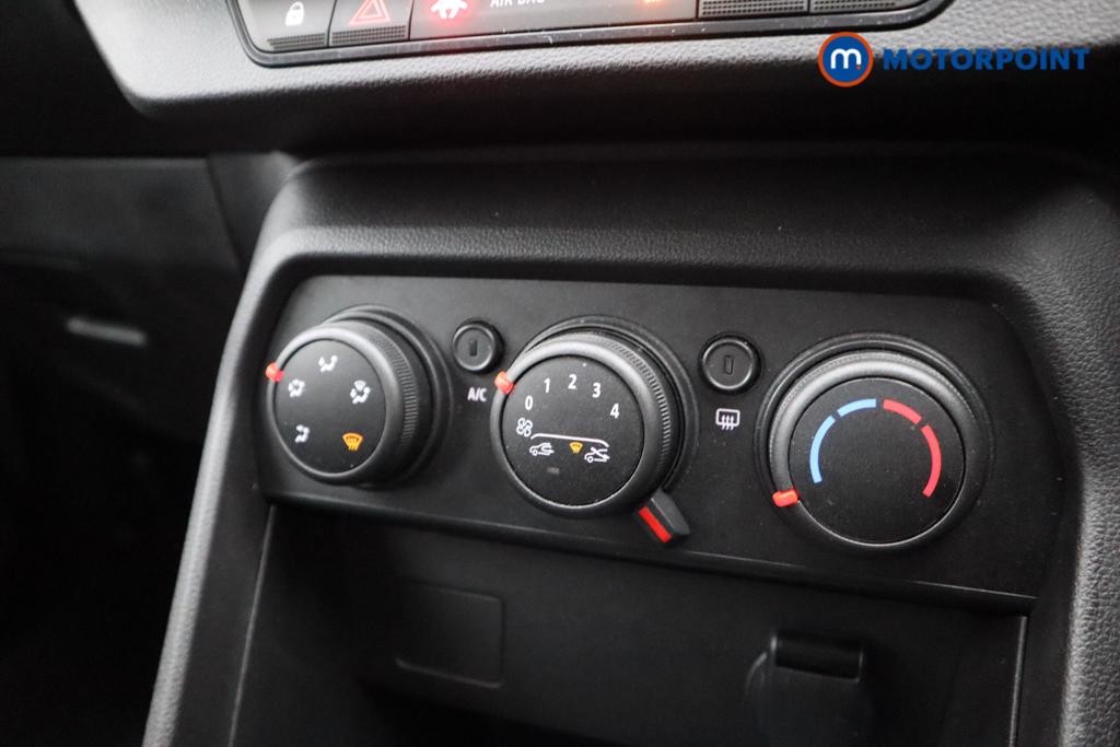 Dacia Sandero Expression Automatic Petrol Hatchback - Stock Number (1542491) - 12th supplementary image