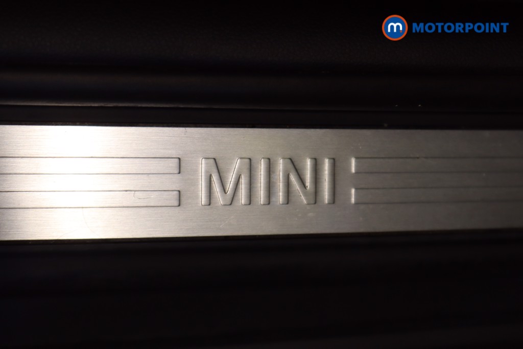 Mini Hatchback Cooper Classic Manual Petrol Hatchback - Stock Number (1542600) - 7th supplementary image