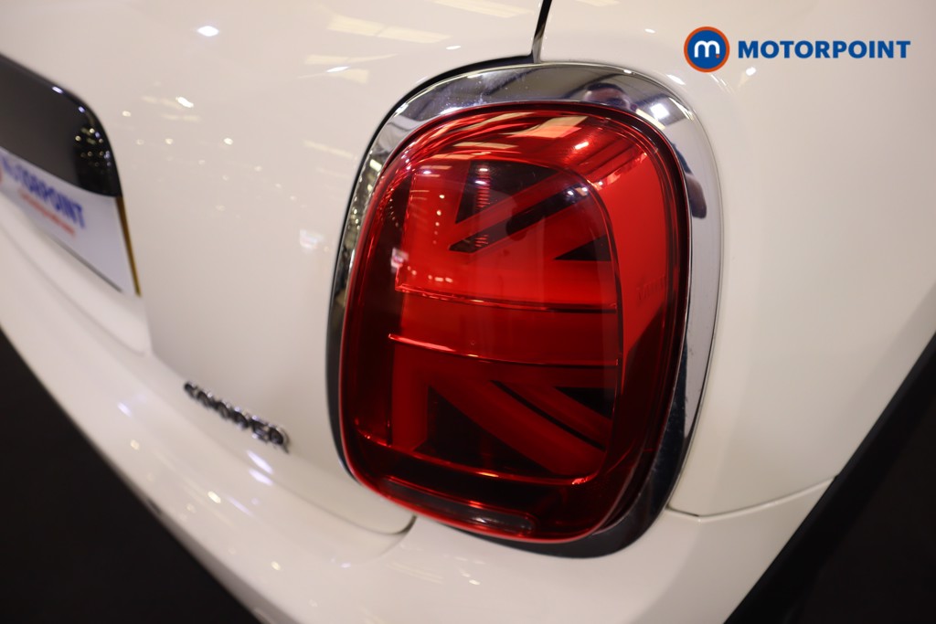 Mini Hatchback Cooper Classic Manual Petrol Hatchback - Stock Number (1542600) - 23rd supplementary image