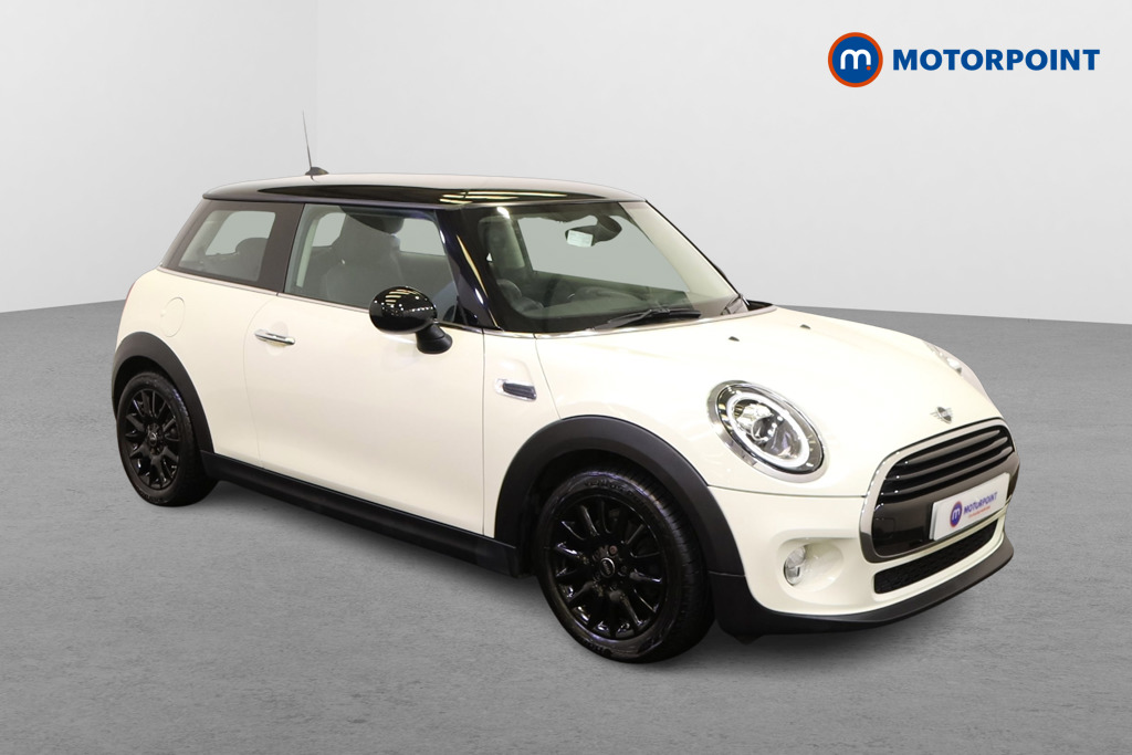Mini Hatchback Cooper Classic Manual Petrol Hatchback - Stock Number (1542600) - Drivers side front corner