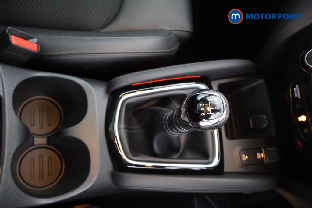 Nissan Qashqai N-Connecta Manual Petrol SUV - Stock Number (1542720) - 6th supplementary image