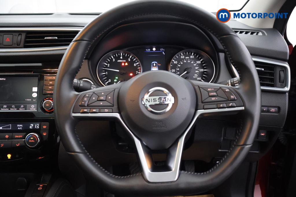 Nissan Qashqai N-Connecta Manual Petrol SUV - Stock Number (1542720) - 1st supplementary image