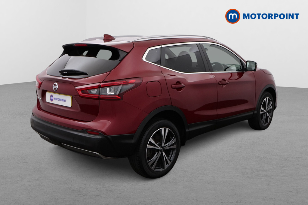 Nissan Qashqai N-Connecta Manual Petrol SUV - Stock Number (1542720) - Drivers side rear corner