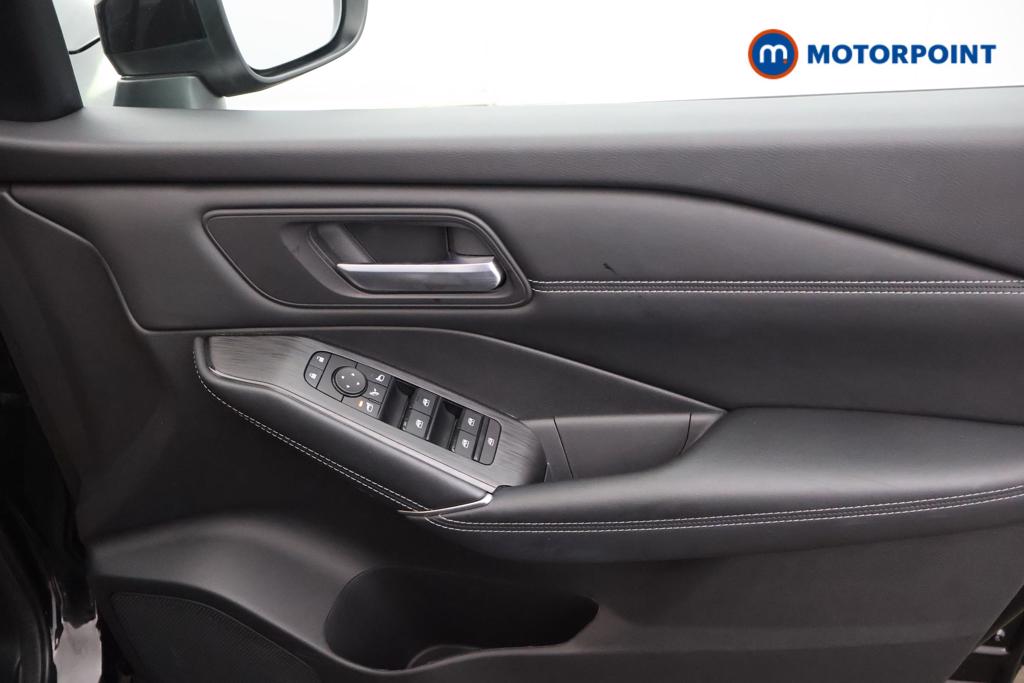 Nissan Qashqai N-Connecta Manual Petrol SUV - Stock Number (1543296) - 9th supplementary image
