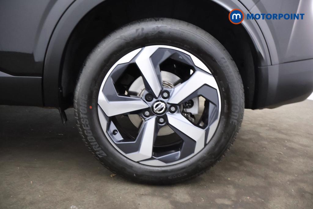 Nissan Qashqai N-Connecta Manual Petrol SUV - Stock Number (1543296) - 22nd supplementary image
