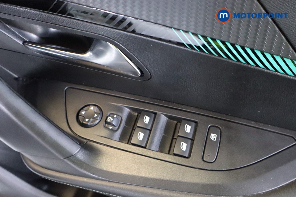 Peugeot 2008 Allure Manual Petrol SUV - Stock Number (1543446) - 7th supplementary image