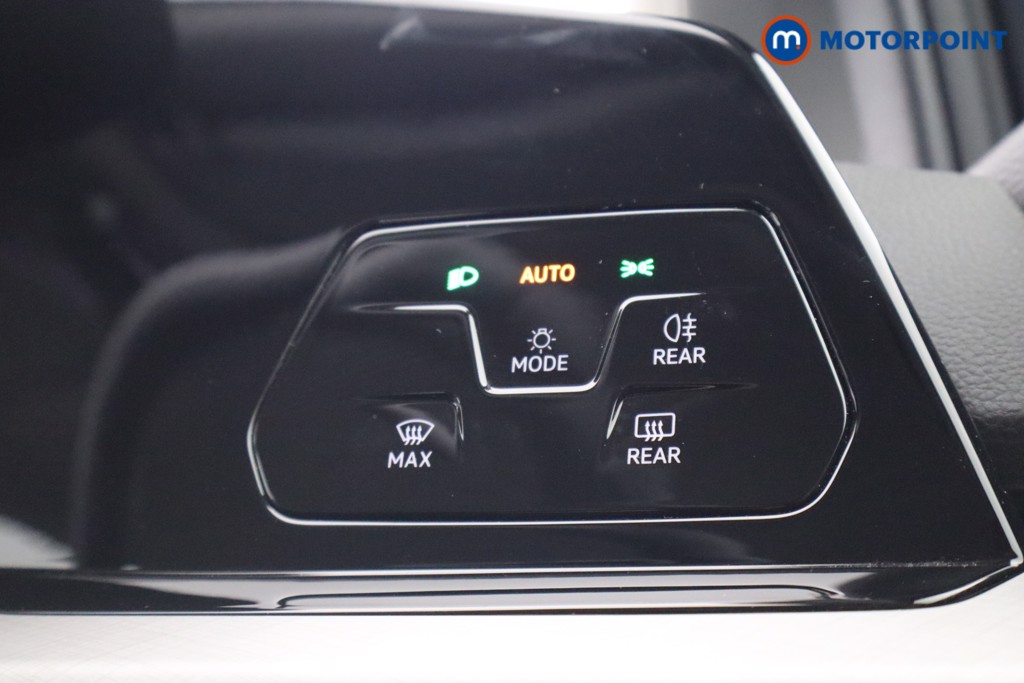 Volkswagen Golf Life Manual Petrol Hatchback - Stock Number (1543776) - 8th supplementary image