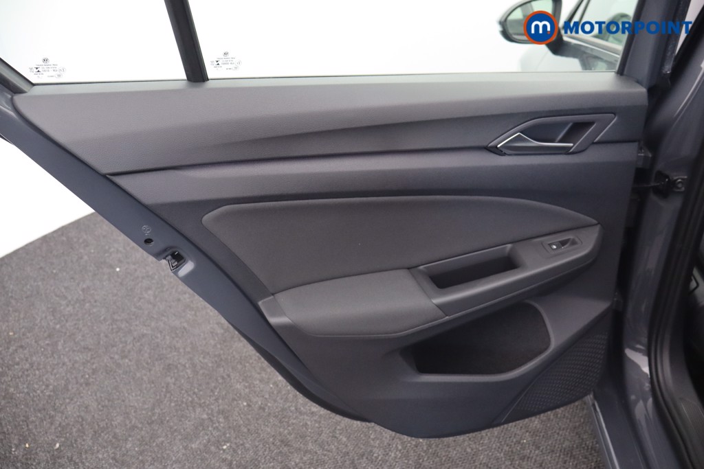 Volkswagen Golf Life Manual Petrol Hatchback - Stock Number (1543776) - 18th supplementary image