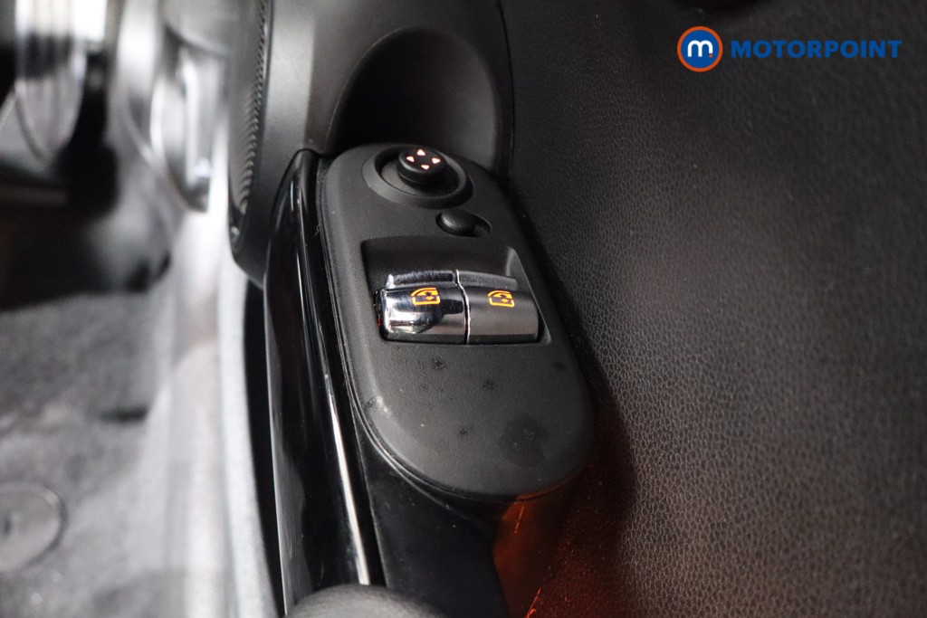 Mini Hatchback Cooper S Sport Automatic Petrol Hatchback - Stock Number (1543909) - 21st supplementary image
