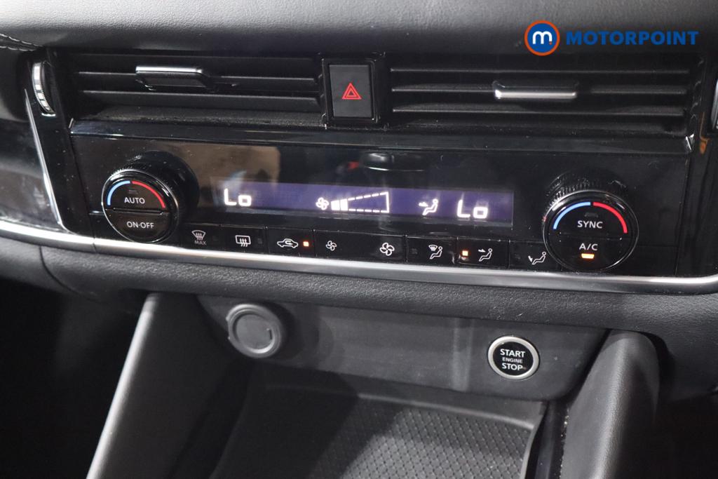 Nissan Qashqai N-Connecta Manual Petrol SUV - Stock Number (1543933) - 4th supplementary image