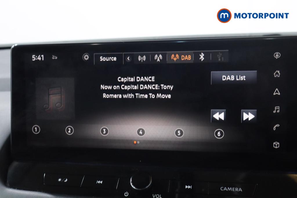 Nissan Qashqai N-Connecta Manual Petrol SUV - Stock Number (1543933) - 7th supplementary image