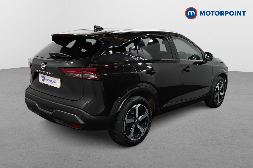 Nissan Qashqai N-Connecta Manual Petrol SUV - Stock Number (1543933) - Drivers side rear corner