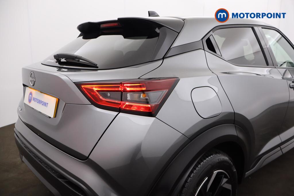 Nissan Juke N-Connecta Automatic Petrol SUV - Stock Number (1544035) - 16th supplementary image