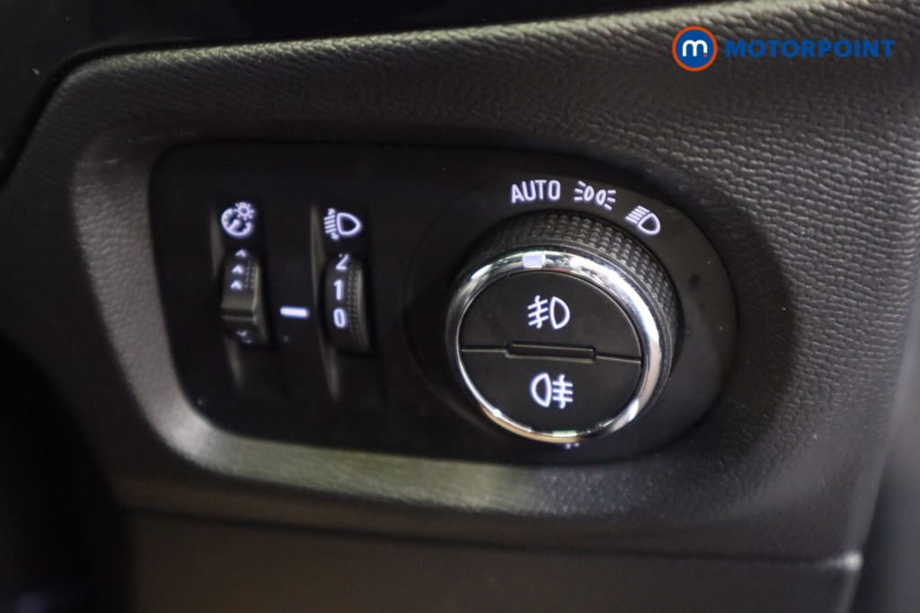 Vauxhall Corsa Gs Line Manual Petrol Hatchback - Stock Number (1544038) - 8th supplementary image