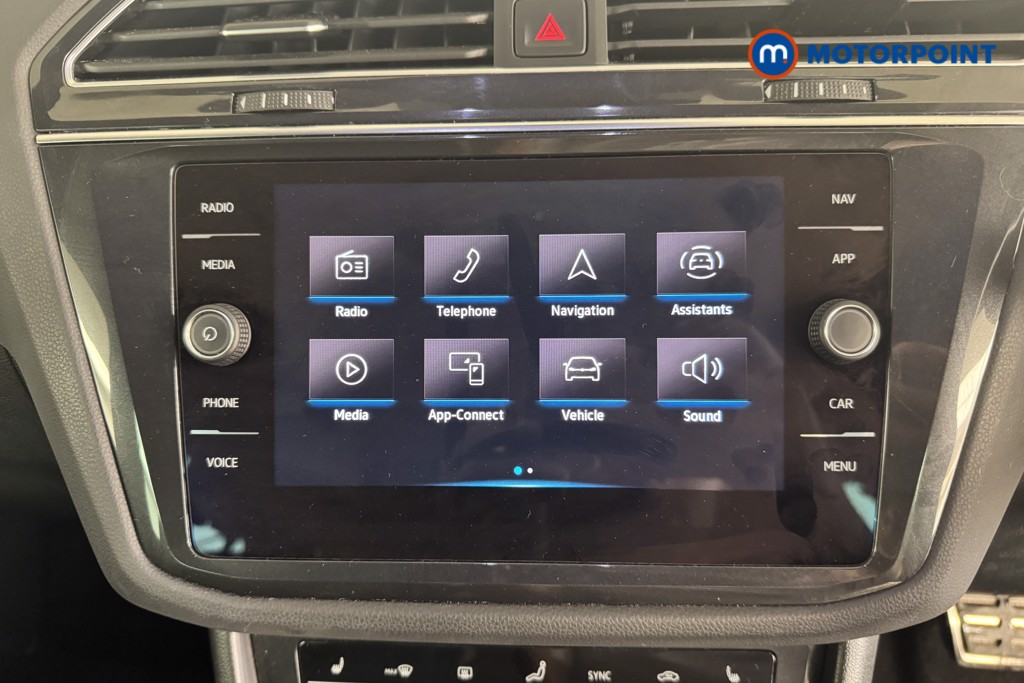 Volkswagen Tiguan R-Line Automatic Petrol SUV - Stock Number (1544300) - 2nd supplementary image