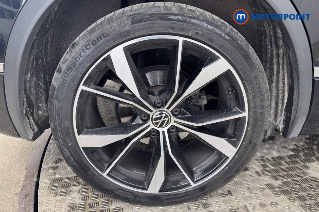 Volkswagen Tiguan R-Line Automatic Petrol SUV - Stock Number (1544300) - 19th supplementary image