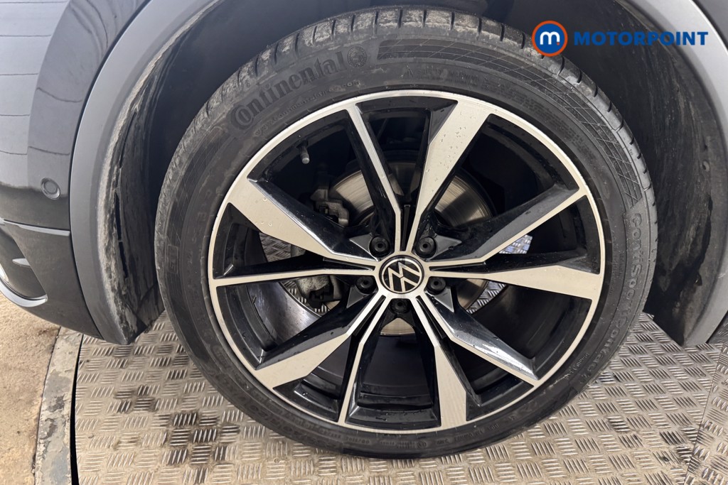 Volkswagen Tiguan R-Line Automatic Petrol SUV - Stock Number (1544300) - 21st supplementary image