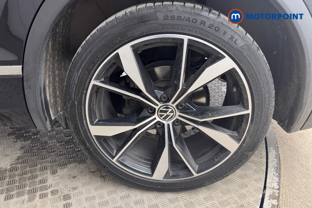 Volkswagen Tiguan R-Line Automatic Petrol SUV - Stock Number (1544300) - 22nd supplementary image