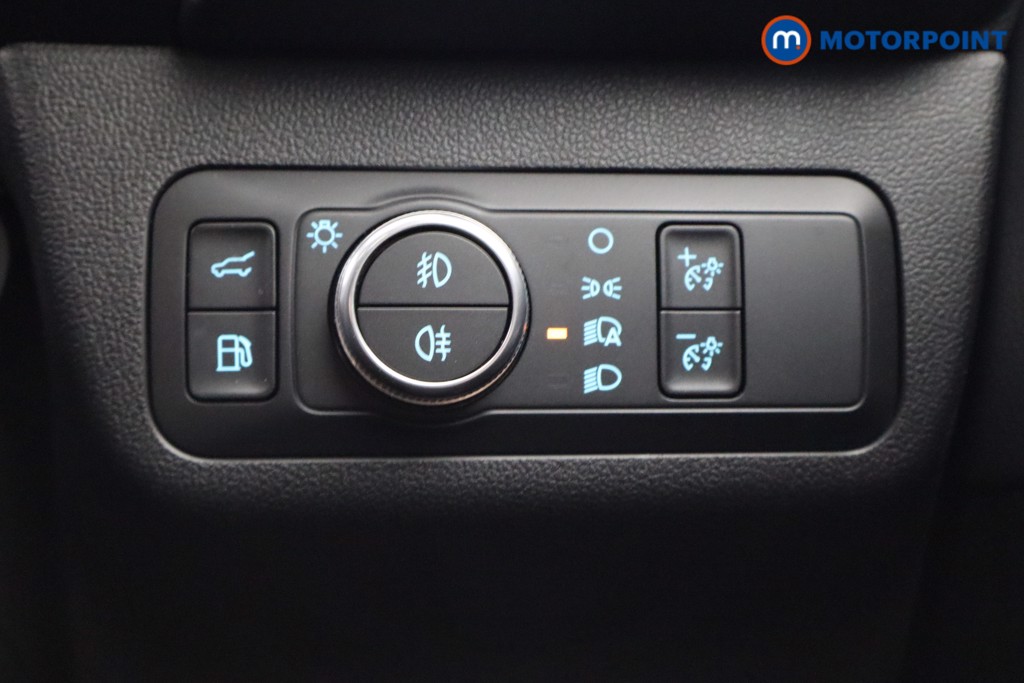 Ford Kuga St-Line X Automatic Petrol Plug-In Hybrid SUV - Stock Number (1544384) - 9th supplementary image