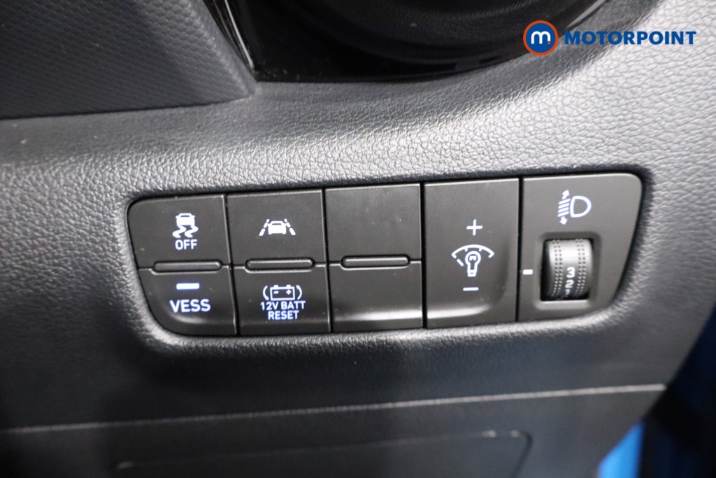 Hyundai Kona Premium Automatic Petrol-Electric Hybrid SUV - Stock Number (1545046) - 21st supplementary image