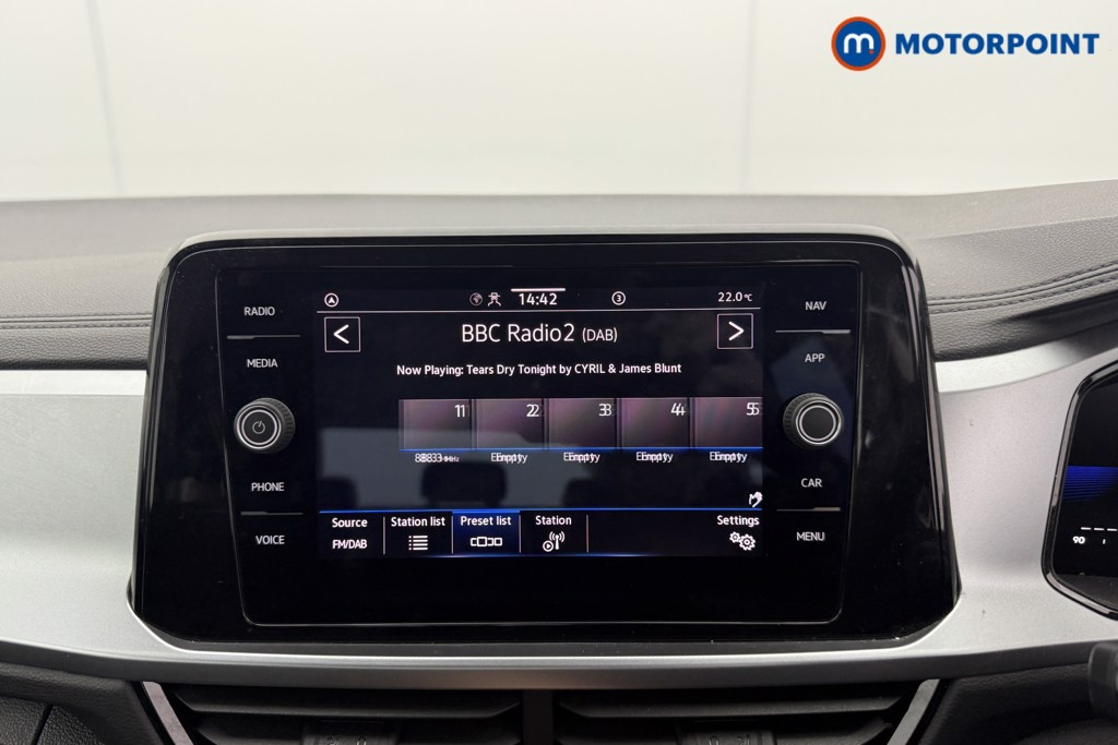 Volkswagen T-Roc Life Manual Petrol SUV - Stock Number (1545161) - 5th supplementary image