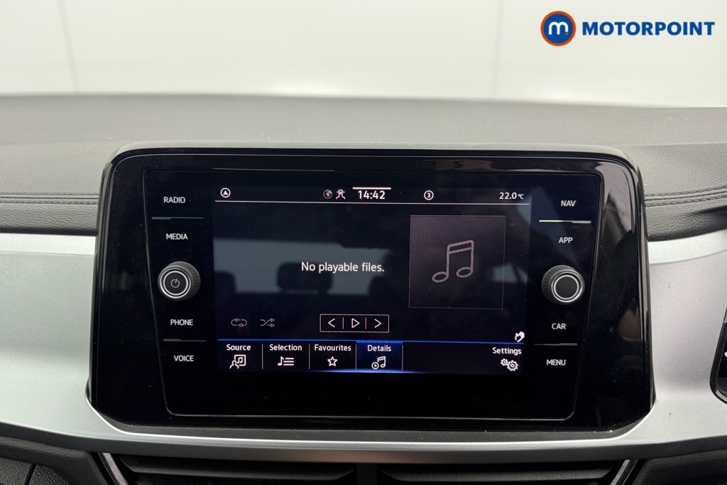 Volkswagen T-Roc Life Manual Petrol SUV - Stock Number (1545161) - 6th supplementary image