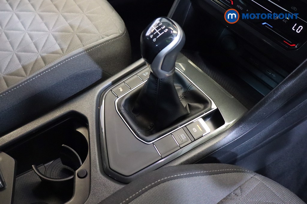 Volkswagen Tiguan Life Manual Diesel SUV - Stock Number (1545202) - 4th supplementary image