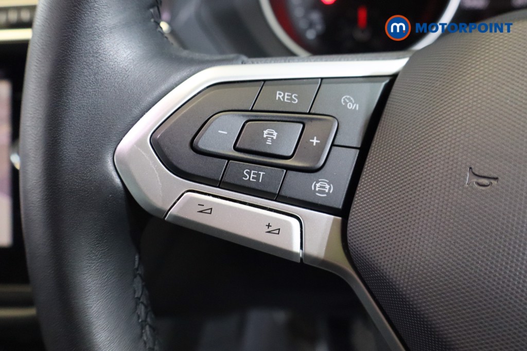 Volkswagen Tiguan Life Manual Diesel SUV - Stock Number (1545202) - 5th supplementary image
