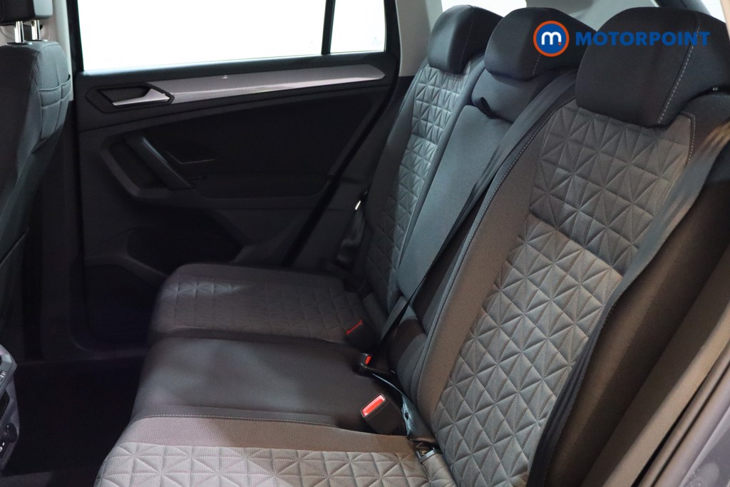 Volkswagen Tiguan Life Manual Diesel SUV - Stock Number (1545202) - 9th supplementary image