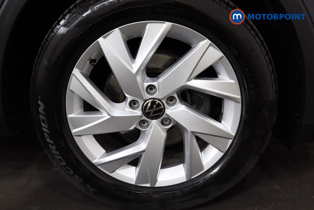 Volkswagen Tiguan Life Manual Diesel SUV - Stock Number (1545202) - 12th supplementary image