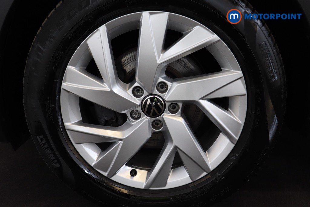 Volkswagen Tiguan Life Manual Diesel SUV - Stock Number (1545202) - 13th supplementary image