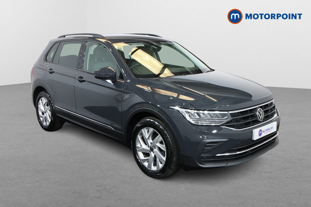 Volkswagen Tiguan Life Manual Diesel SUV - Stock Number (1545202) - Drivers side front corner