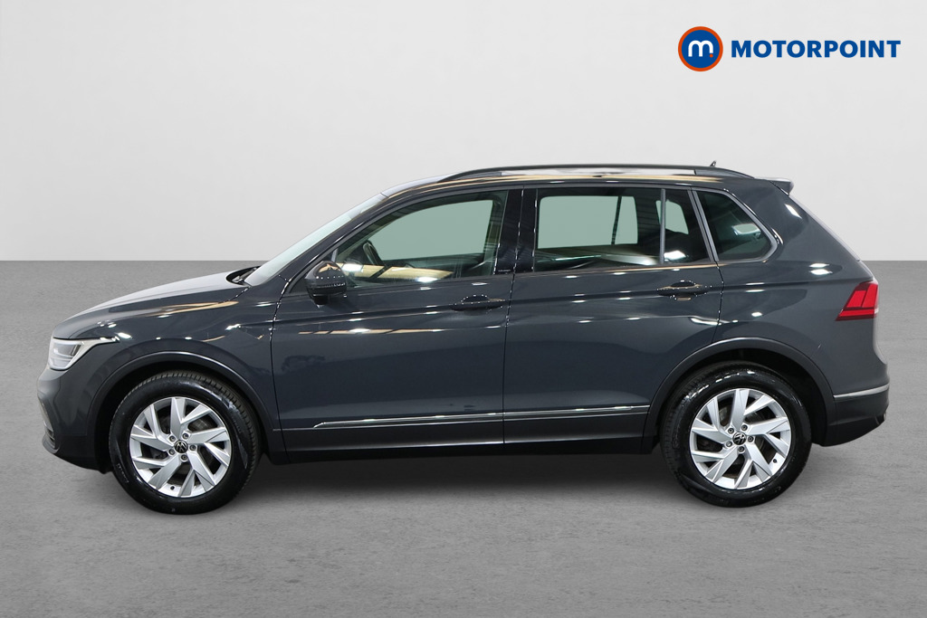 Volkswagen Tiguan Life Manual Diesel SUV - Stock Number (1545202) - Passenger side