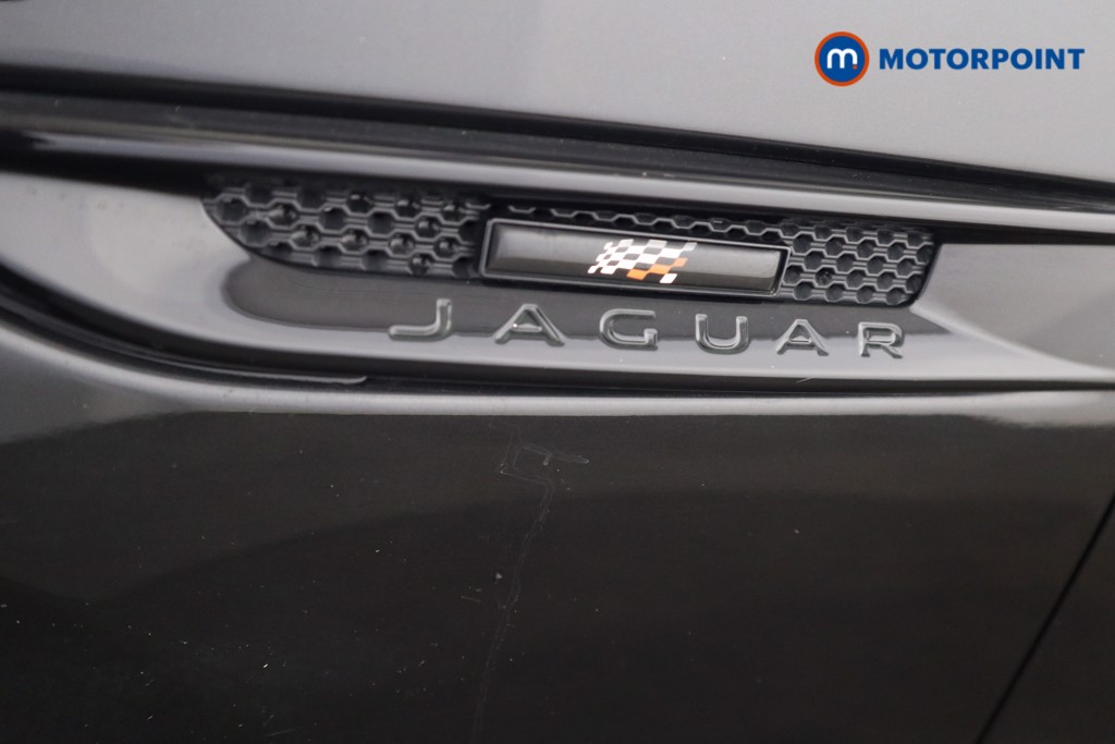 Jaguar F-Pace Chequered Flag Tiptronic Petrol SUV - Stock Number (1528426) - 29th supplementary image