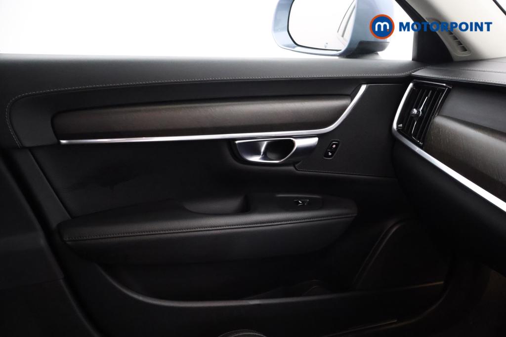 Volvo V90 Cross Country Automatic Petrol Estate - Stock Number (1530542) - 8th supplementary image